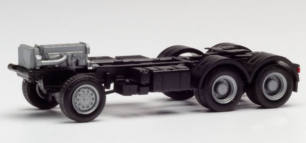 HER085120 - IVECO Trakker 6x6 chassis - 2 stuks - 1