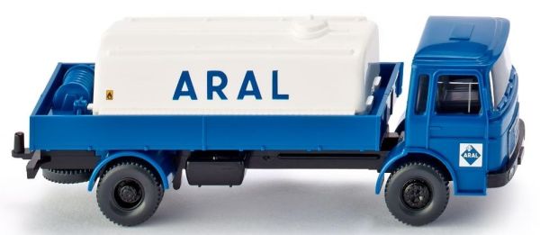 WIK080899 - MAN 4x2 Star met ARAL-olietank - 1