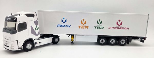 ELI118615 - VOLVO FH Aero 4x2 met 3-assige TBR-aanhanger - 1