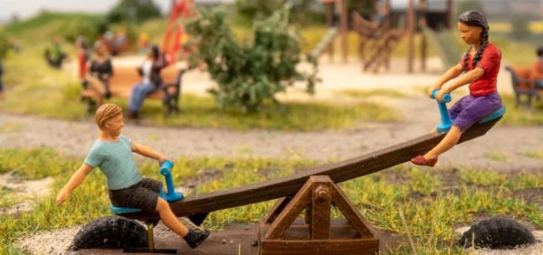 NOC13400 - Schommelstoel met microbeweging - 5,6 x 4,5 x 5,5 cm - 1