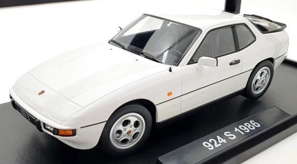 KKS180771 - 1986 Witte Porsche 924S - 1