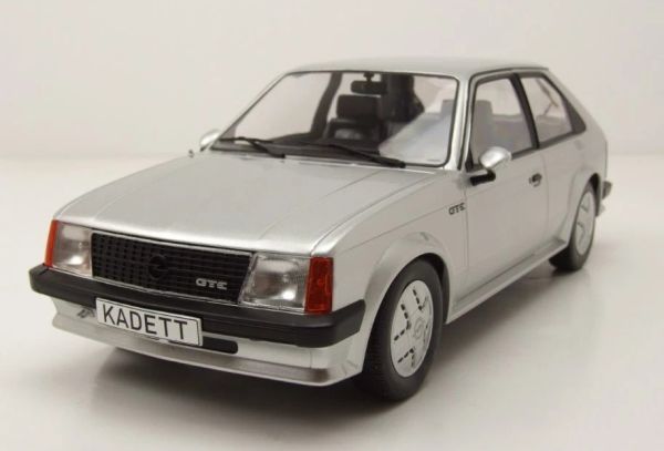 MOD18533 - OPEL Kadett D GTE 1983 Zilver - 1