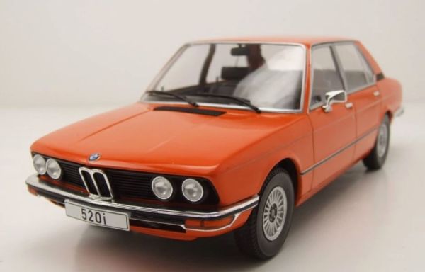 MOD18540 - 1973 Oranje BMW 520 E12 - 1