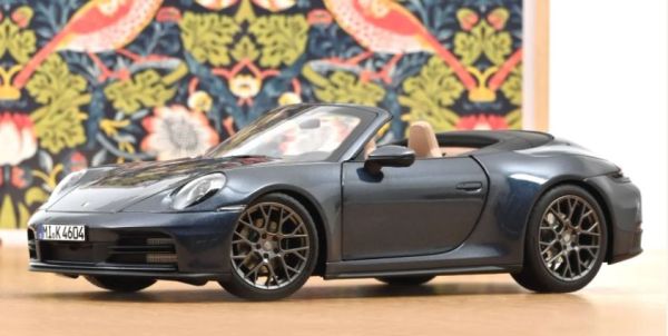 NOREV187180 - PORSCHE 911 Carrera Cabriolet 2025 Yachting Blauw Metallic - 1