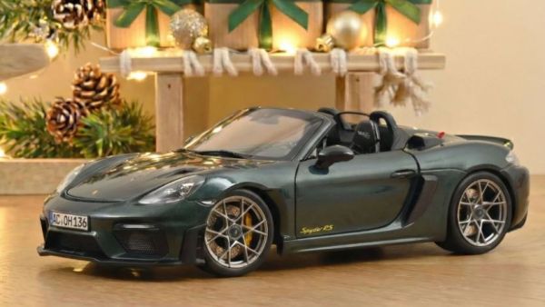 NOREV187272 - PORSCHE 718 Spyder RS ​​Weissach Pack 2023 Forest Green Metallic - 1