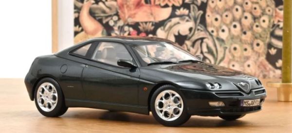 NOREV187842 - ALFA ROMEO GTV 2001 Coventrygroen Metallic - 1