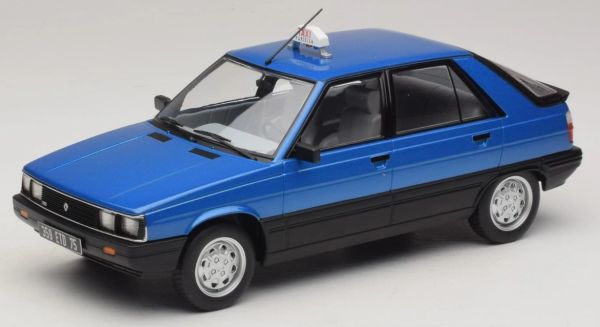 MOD18833 - Renault 11 GTL Taxi uit 1985, blauw - 1
