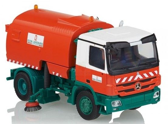 CON72212/03L - MERCEDES Veegmachine 