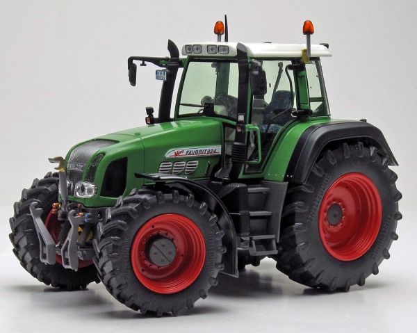 WEI1067 - FENDT 924 Vario Generatie 2 (1999-2002) - 1