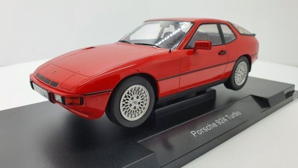 MOD18195 - PORSCHE 924 Turbo 1979 Rood - 1