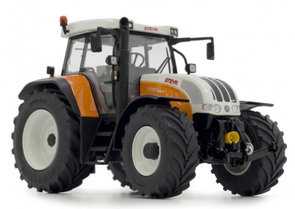 MAR2219 - Gemeentetractor beperkt tot 333 stuks - STEYR CVT 6195 - 1