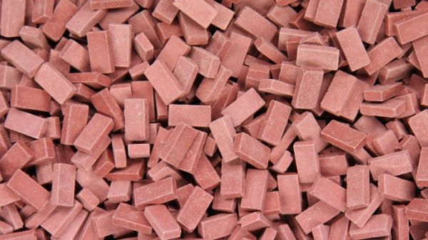 JUW23030 - Kavel van 2000 miniatuur rode bakstenen afmetingen van een baksteen lengte 8 mm x diepte 4 mm x hoogte 1 mm - 1
