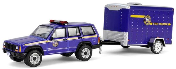 GREEN32315-B - JEEP Cherokee 2001 New York Police met aanhangwagen uit de HOT PURSUIT-serie in blisterverpakking - 1