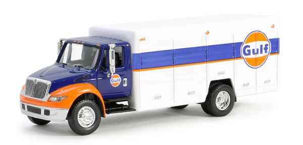 GREEN33250-C - INTERNATIONAL Durastar 4400 GULF straight truck uit de serie H.D TRUCKS - 1
