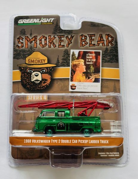 GREEN38070-BVERT - VOLKSWAGEN Type2 Dubbele cabine Pick-up - Ladder Truck 1968 groen uit de SMOKEY BEAR serie in blisterverpakking - 1