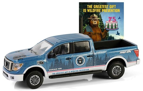 GREEN38070-F - NISSAN Titan XD PRO-4X 2019 blauw uit de SMOKEY BEAR serie in blisterverpakking - 1