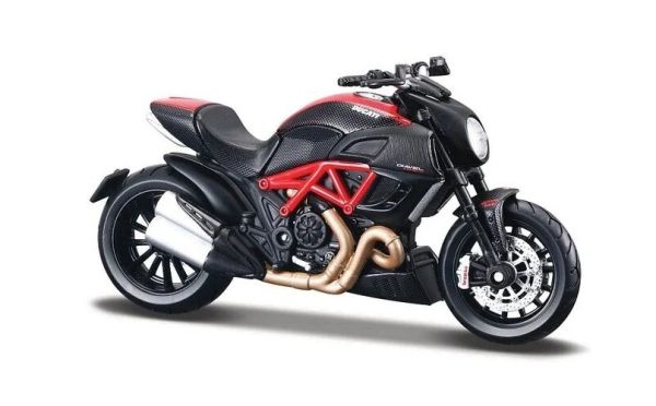 MST39300-G - DUCATI Diavel Carbon, zwart en rood - 1