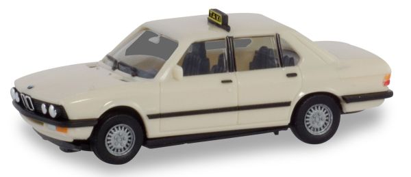 HER094849 - BMW 528i Taxi - 1