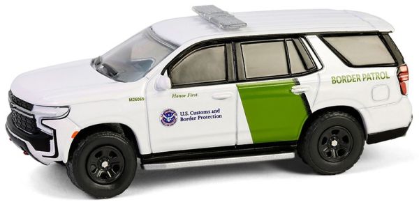 GREEN43035-F - CHEVROLET Tahoe 2023 U.S. Douane HOT PURSUIT blisterverpakking - 1