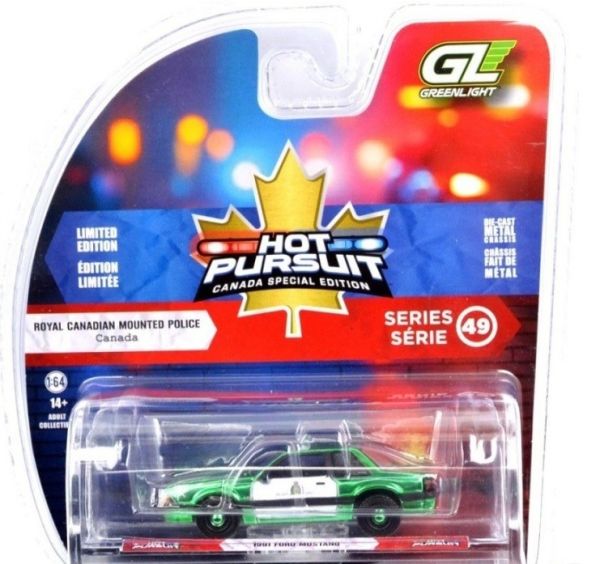 GREEN43065-A-VERT - 1991 Ford Mustang - RCMP (Royal Canadian Police) - Hot Pursuit Green - Canada Special Edition, nog in de originele verpakking. - 1