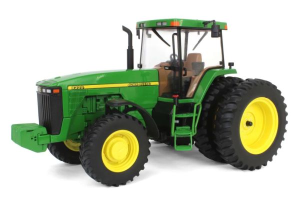 ERT45908 - JOHN DEERE 8300 met dubbele achterwielen - Prestige-collectie - 1