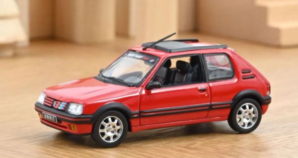 NOREV471751 - PEUGEOT 205 GTI 1.9 1991 Vallelunga Rood met PTS deco - 1