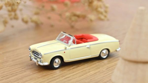 NOREV474344 - PEUGEOT 403 Cabriolet 1957 Geel - 1