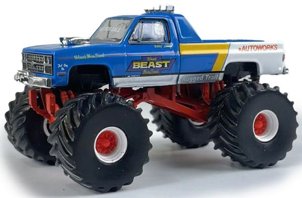 GREEN49160-B - CHEVROLET C30 1983 Monstertruck - HOLMAN'S BEAST uit de serie KINGS OF CRUNCH in blisterverpakking - 1