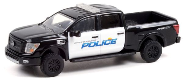 GREEN42970-E - NISSAN Titan XD PRO-4X 2018 Police Oceanside HOT PURSUIT serie 39 in blister - 1
