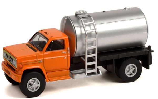 GREEN45140-A - CHEVROLET C-60 4x2 tank SD TRUCKS in blister - 1