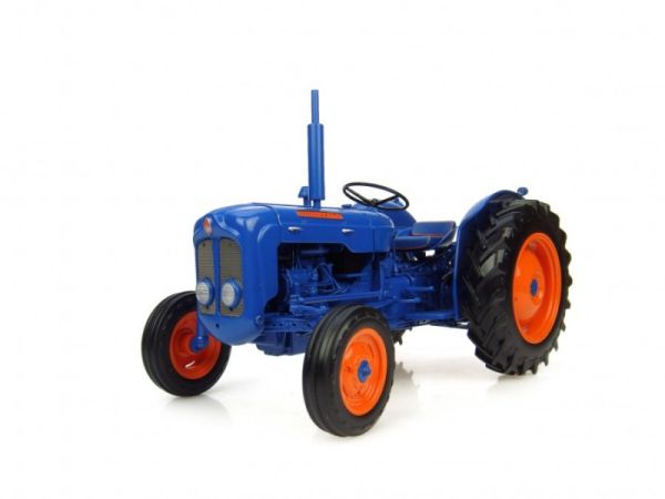 UH2898 - FORDSON DEXTA. (1960-1962). Schaal: 1/16 