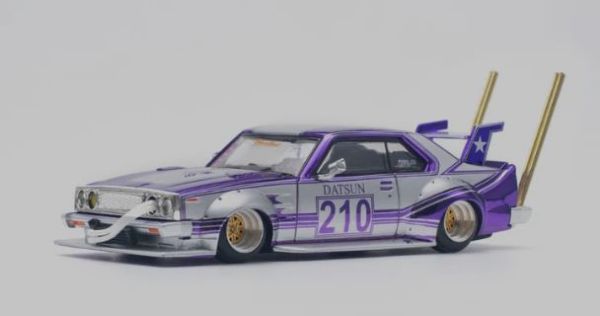 PR640107 - SKYLINE C210 Kaido Racer - Bosozoku-stijl Paars en zilver - 1