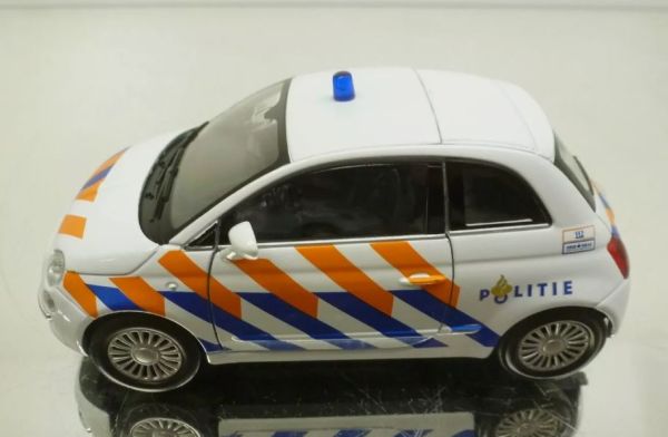 WEL701227 - FIAT 500 2007 POLITIEK - 1