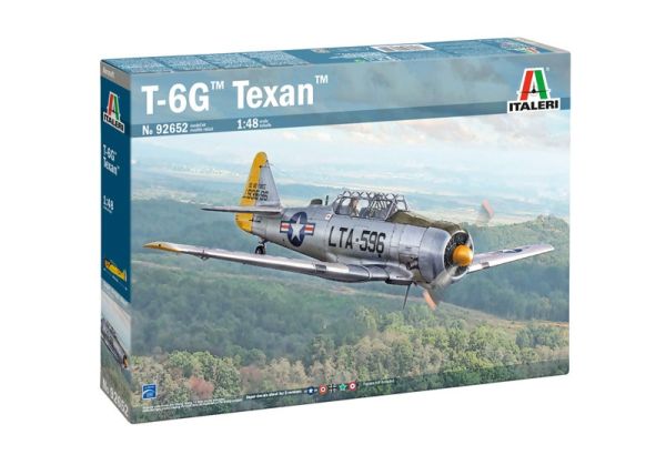 ITA92652 - Het militair vliegtuig NORTH American T-6G Texan moet geassembleerd en geverfd worden. - 1