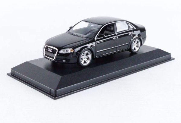 MXC940014400 - AUDI A4 2004 Zwart - 1