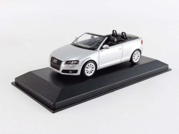MXC940017130 - AUDI A3 Cabrio 2007 grijs - 1