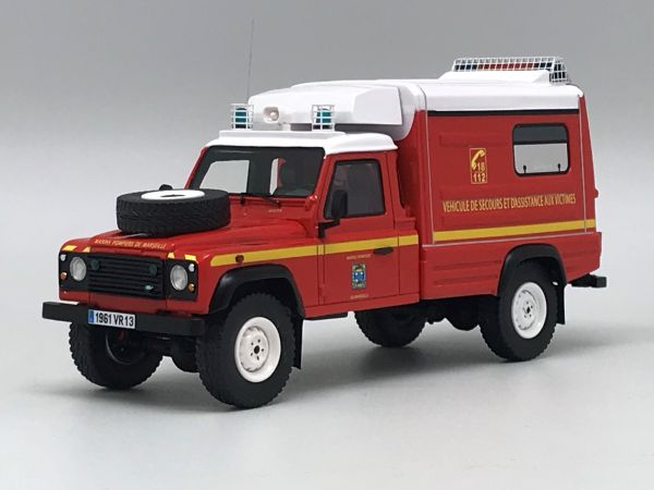 ALARME0052 - LAND ROVER 130 BMPM Sanicar VSAVTT - Beperkt tot 325 exemplaren. - 1