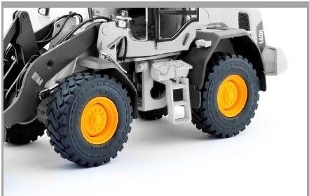 AT3200124 - 4 MICHELIN 20.5R25 XHA2 banden - BEKOMEN BINNEN - 1