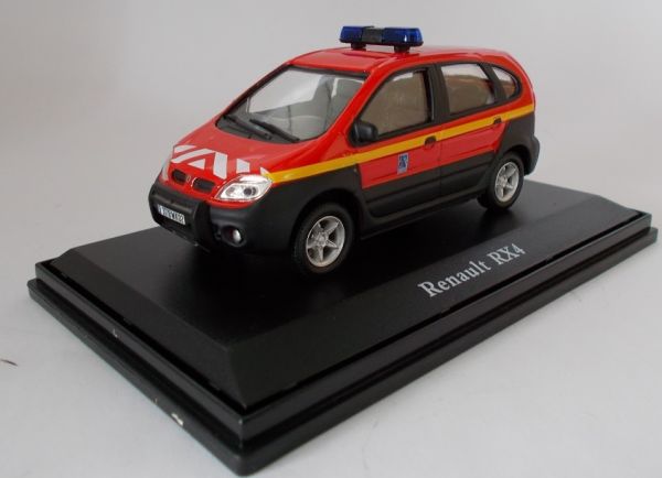 CAR143PND4-52941 - RENAULT Scenic 4x4 brandweerwagen SDIS 02 Aisne - 1