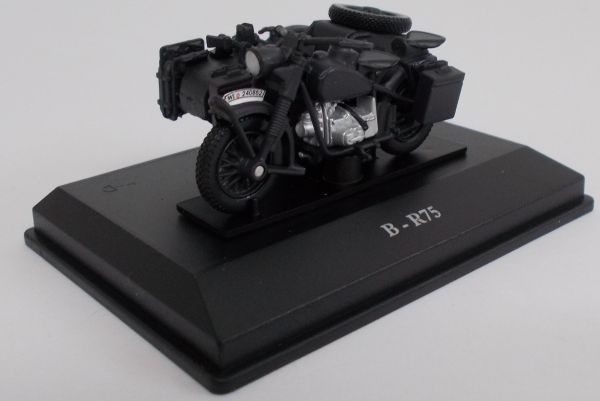 CAR245A - BMW B-R75 zijspan zwart - 1