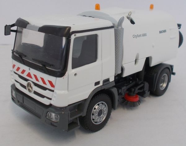 CON72212/06-L - MERCEDES BENZ Actros MP03 CI 2015 BUCHER Cityfant 6000 veegmachine - 1