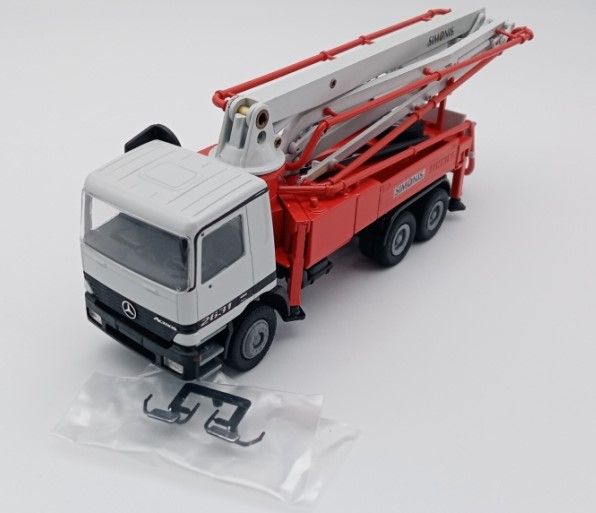 CON40106SIMONIS - SIMONIS vrachtwagen met betonpomp - MERCEDES Actros 6x4 SCHWING KVM 34X  - 1