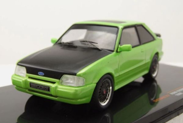 IXOCLC584N.22 - FORD Escort MKIV XR3 1990 Groen - 1