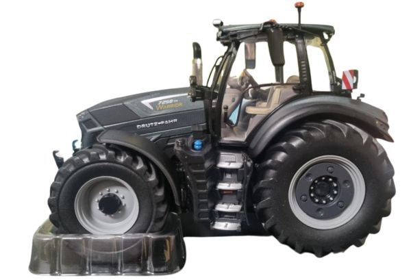 UH6484 - DEUTZ-FAHR 7250 TTV Warrior Vert Matt - Gelimiteerde editie 1000 ex. - 1