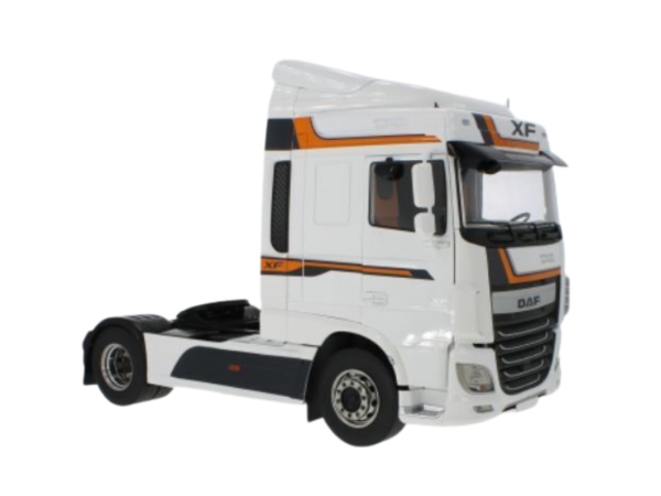 PRX30214 - DAF XF Space Cab 4x2 2016 Wit - 1