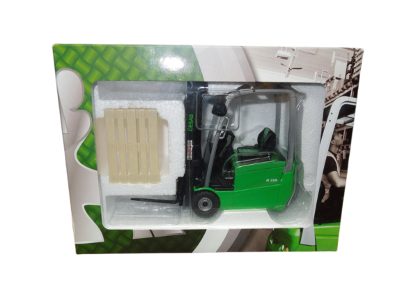 ROS00145 - Heftruck CESAB B316 Met 1 pallet Schaal: 1/23 - 1