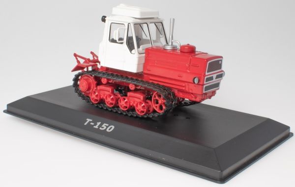 G1825122 - KHARKIV T-150 crawler - 1