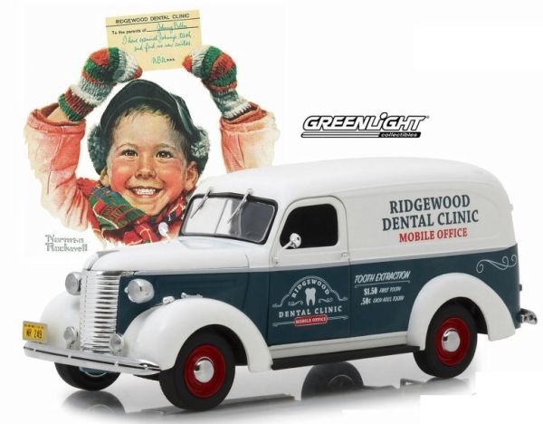 GREEN18249 - CHEVROLET Paneelwagen 1939 Norman Rockwell Ridgewood Dental Clinic - 1