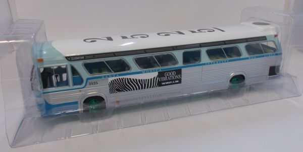 GREEN86544VERT - GENERAL MOTORS 1960S THD #2525 bus uit de film uit 1994 Speed Green Metal Version groen wiel en chassis - 1