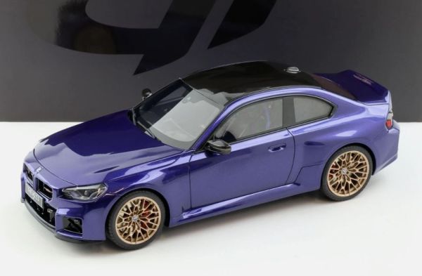 GT552 - BMW M2 CS 2025 Fluweelblauw en Paars - 1